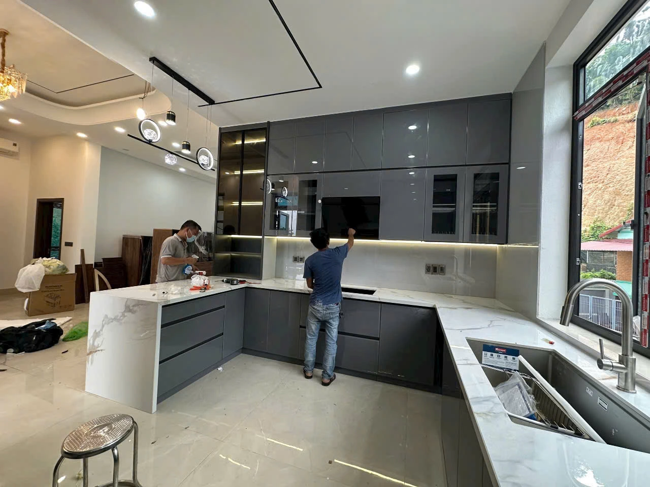 Tủ bếp hiện đại